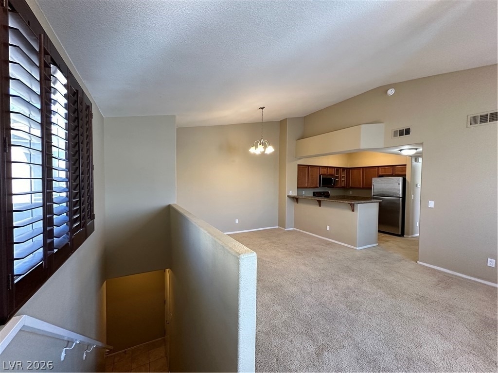 1621 Queen Victoria Street - Photo 4