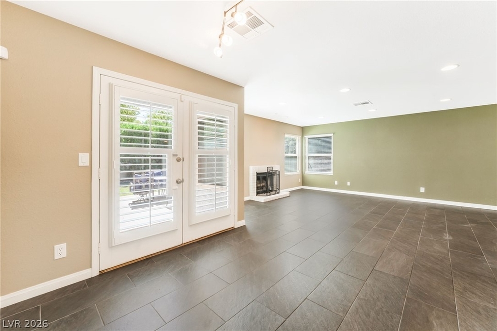 3637 Rainy River Road - Photo 8