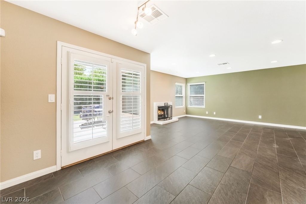 3637 Rainy River Road - Photo 9