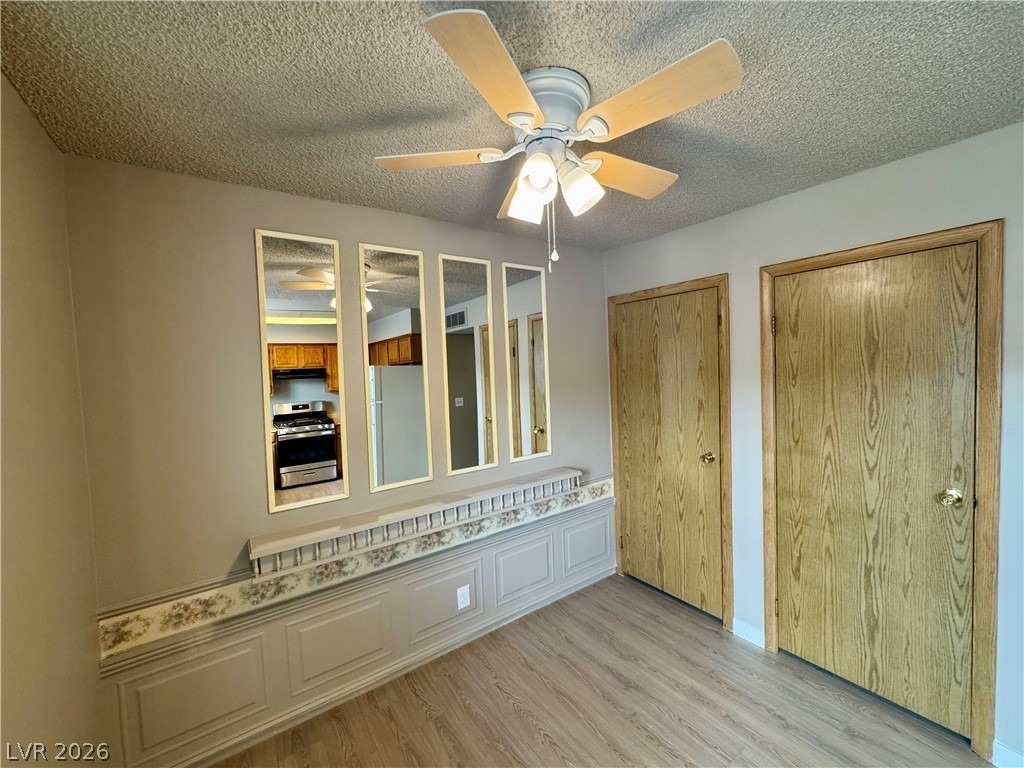 7048 Burcot Avenue - Photo 8
