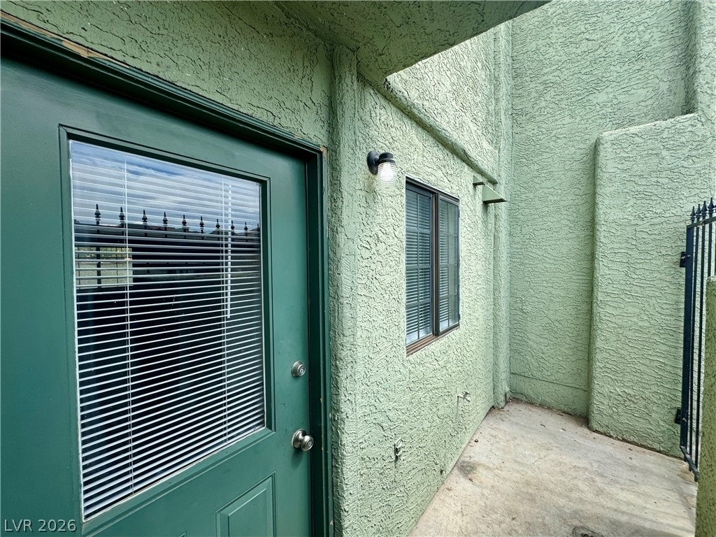 7048 Burcot Avenue - Photo 3