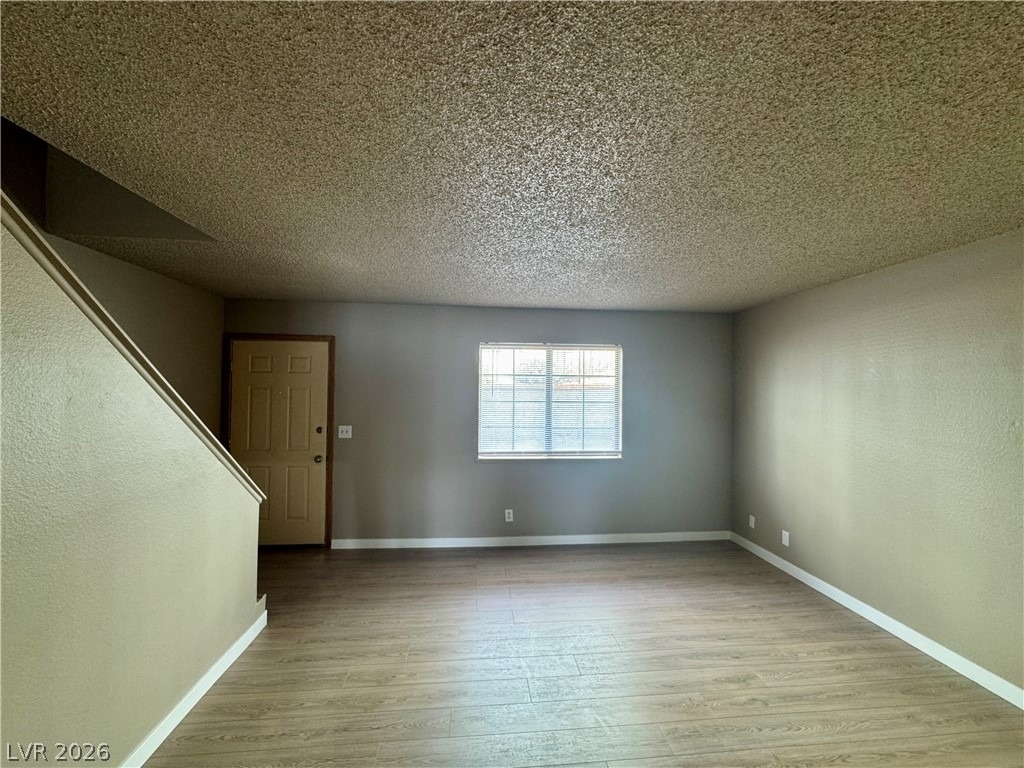 7048 Burcot Avenue - Photo 10