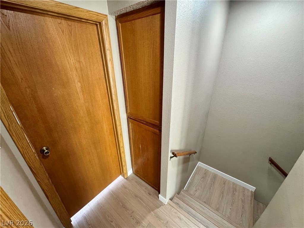 7048 Burcot Avenue - Photo 12