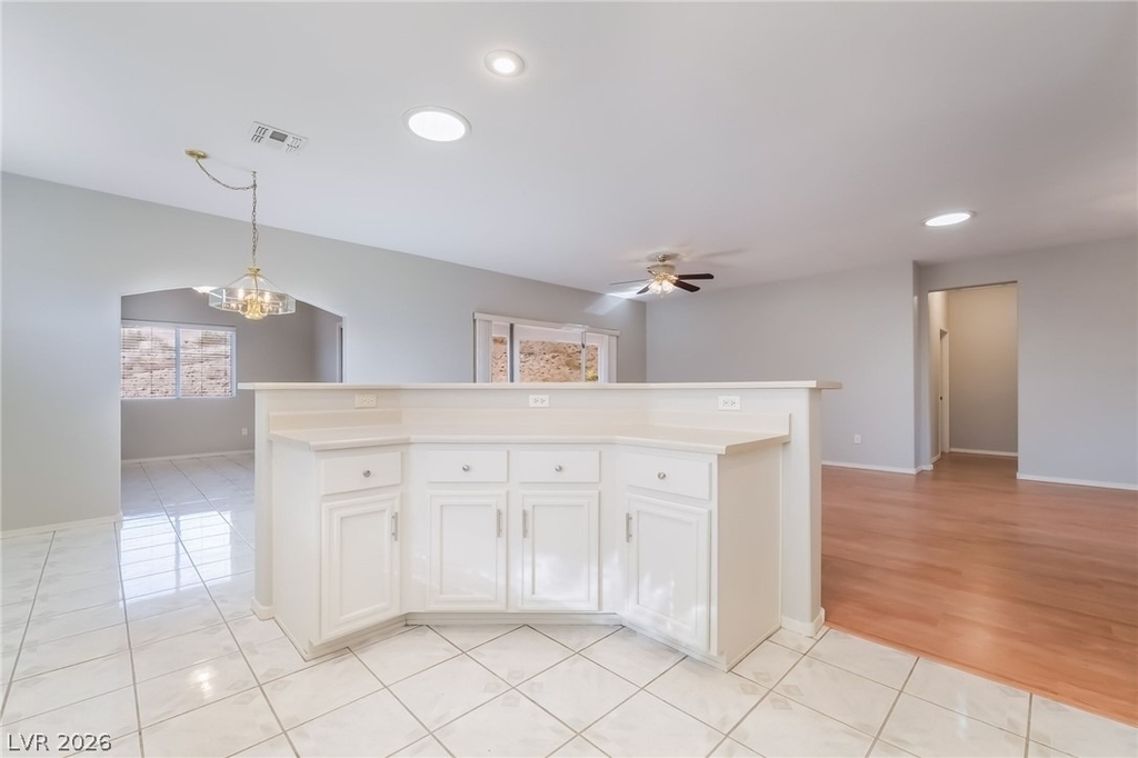 2571 Thatcher Avenue - Photo 16