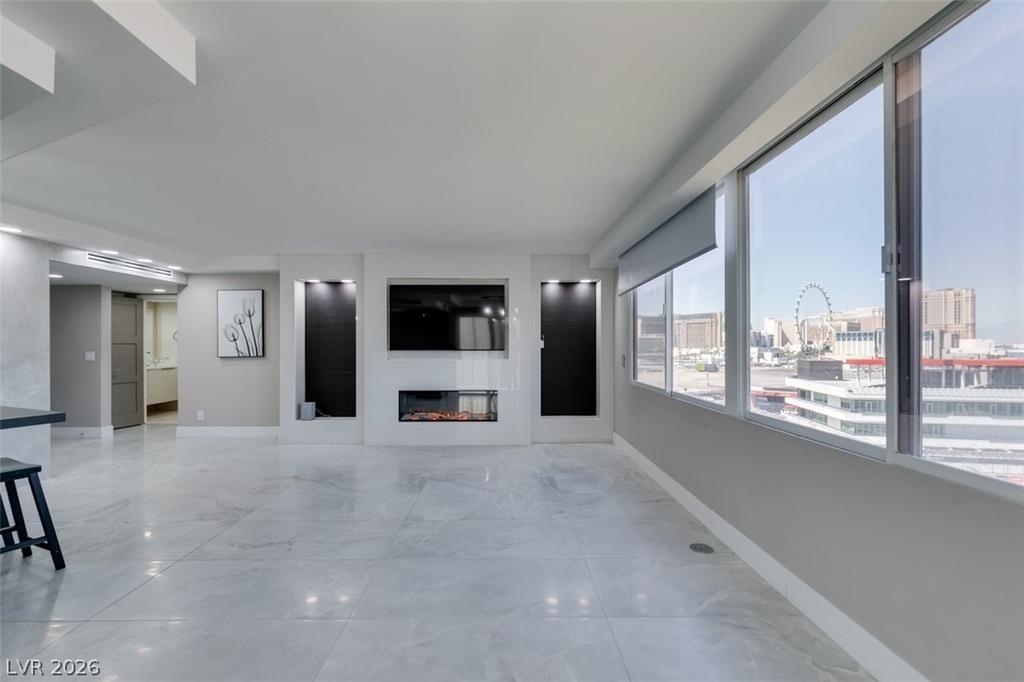 205 E Harmon Avenue - Photo 17