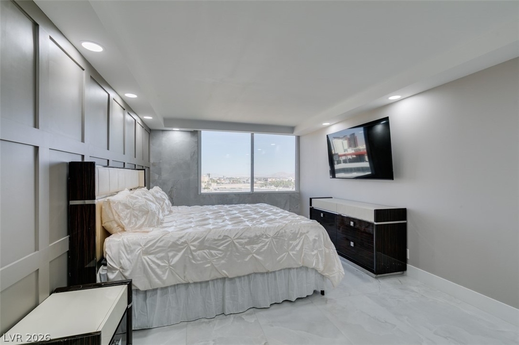 205 E Harmon Avenue - Photo 34