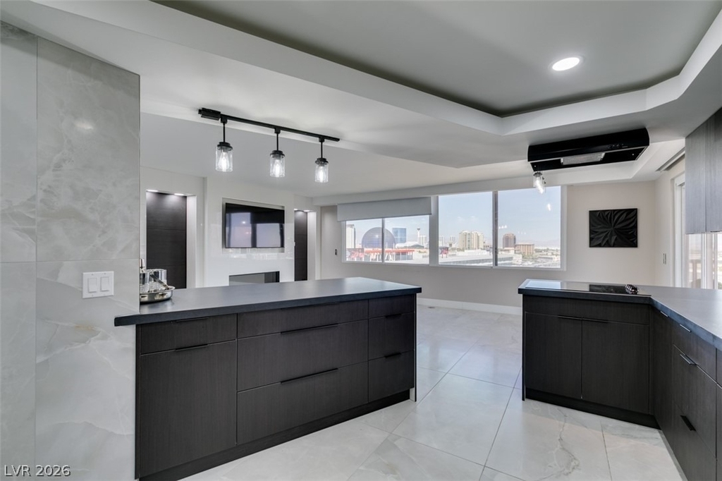 205 E Harmon Avenue - Photo 28