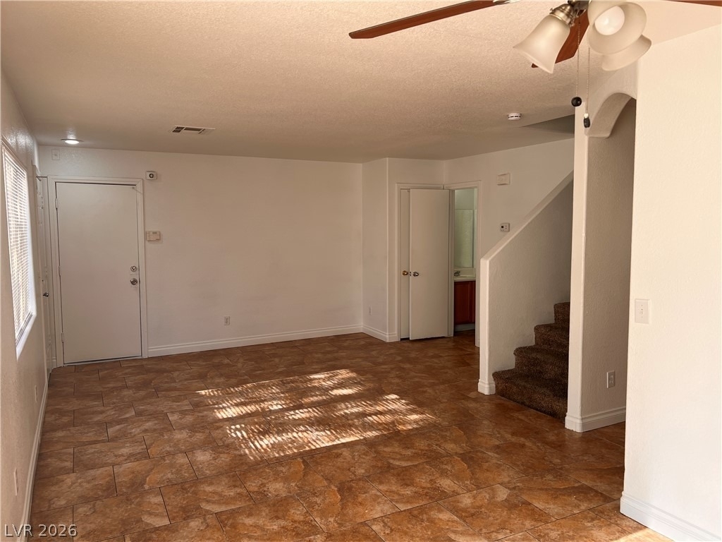 3391 Sparrow Heights Avenue - Photo 5