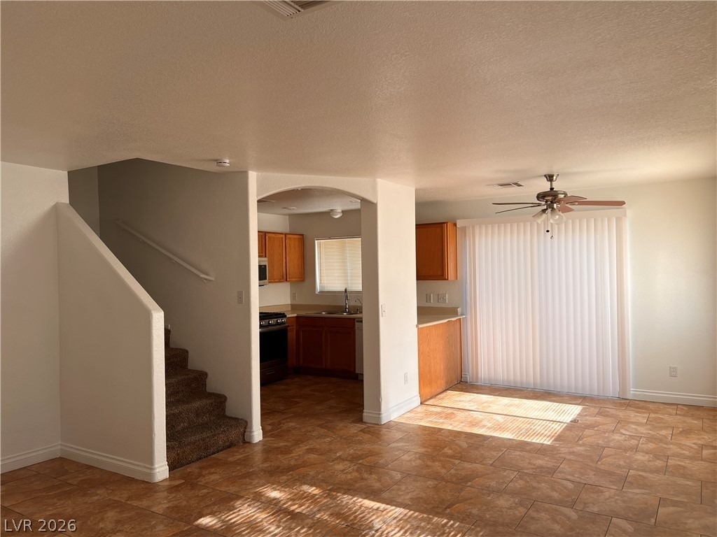 3391 Sparrow Heights Avenue - Photo 3