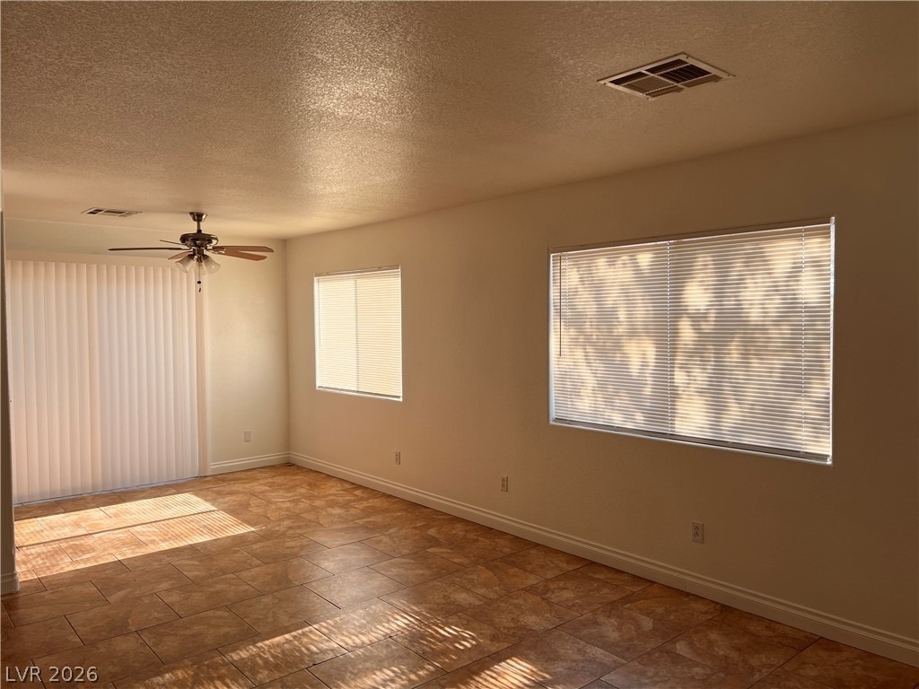 3391 Sparrow Heights Avenue - Photo 8