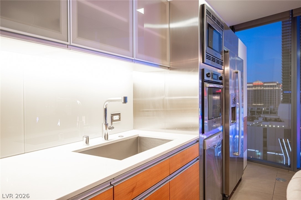 3722 Las Vegas Boulevard - Photo 4