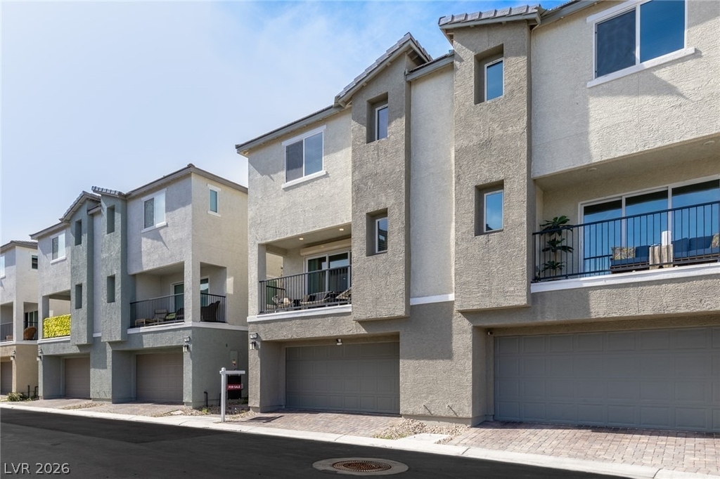 6829 Prairie Pearl Street - Photo 1