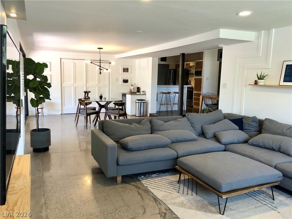 2105 Bonnie Brae Avenue - Photo 4