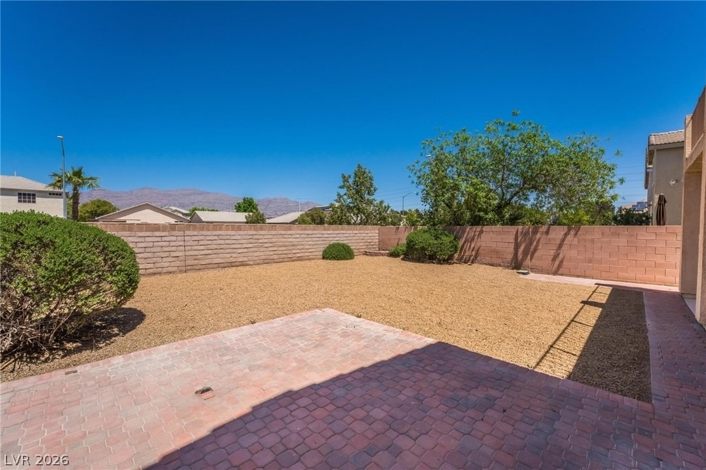4828 Whisper Lake Avenue - Photo 40