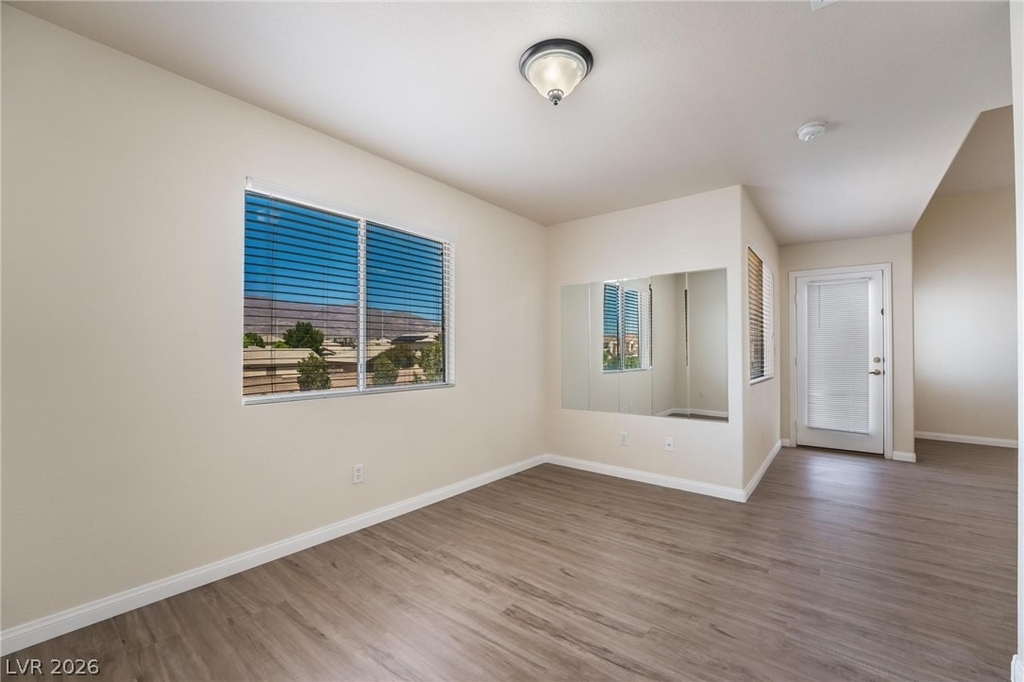 4828 Whisper Lake Avenue - Photo 32