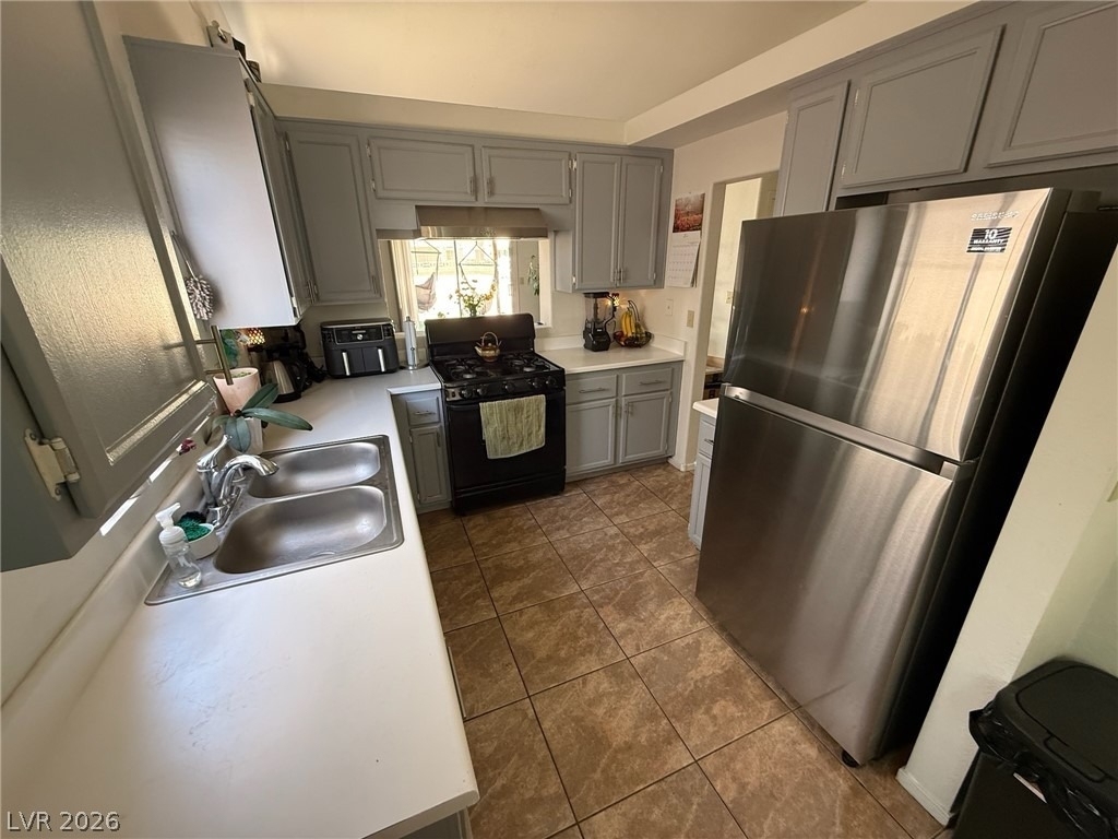1708 Crystal Chimes Drive - Photo 4