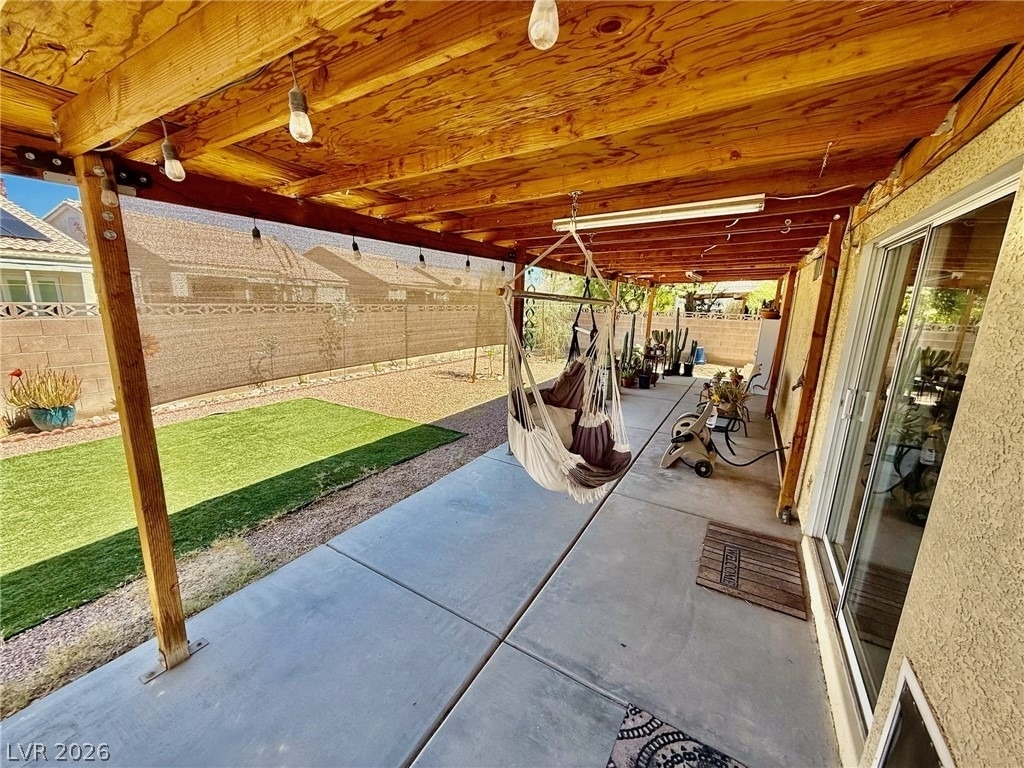 1708 Crystal Chimes Drive - Photo 17