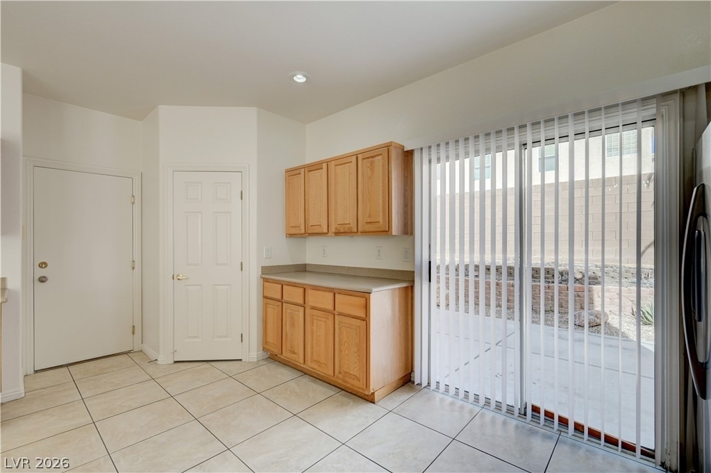 8918 Houston Ridge Avenue - Photo 6