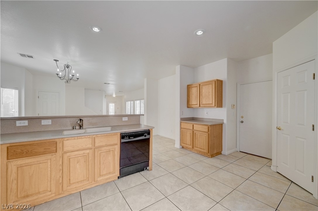 8918 Houston Ridge Avenue - Photo 5