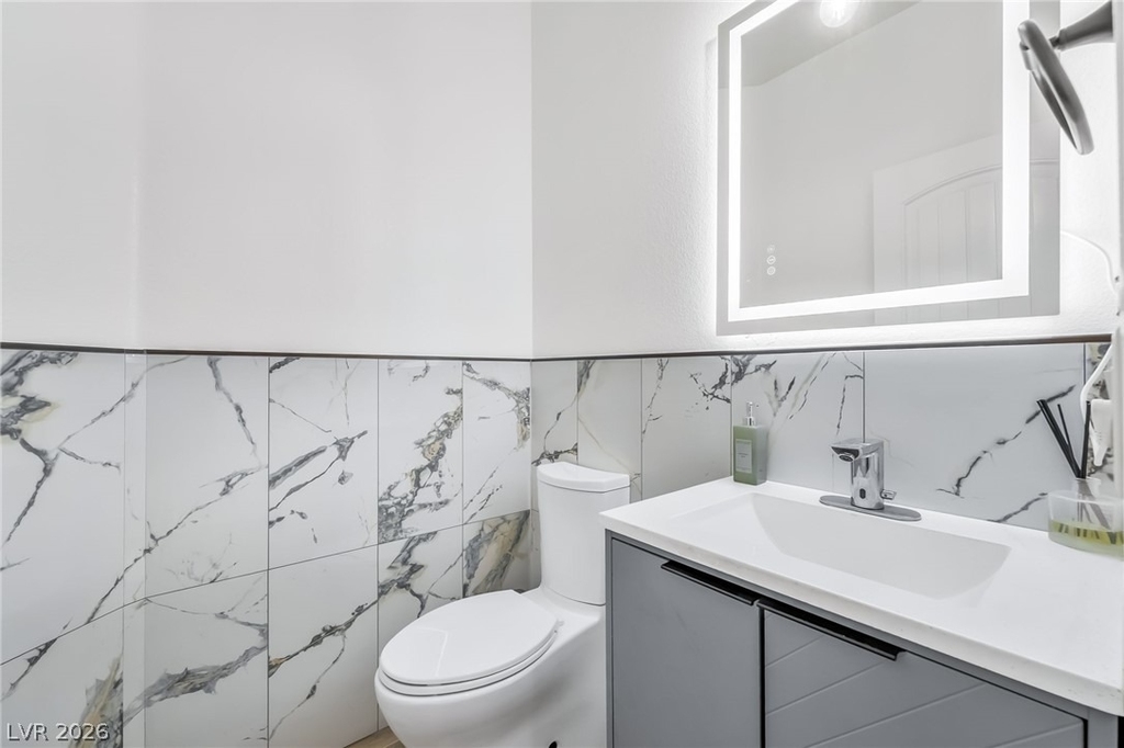 372 Monique Springs Street - Photo 10