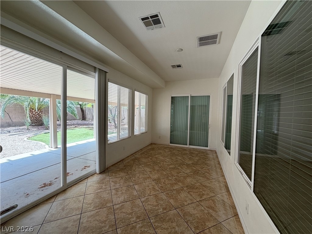 7185 Windy Peak Court - Photo 11