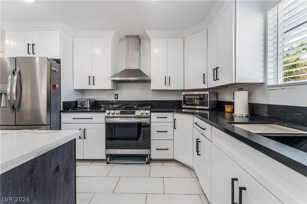 9005 Feather River Court - Photo 14