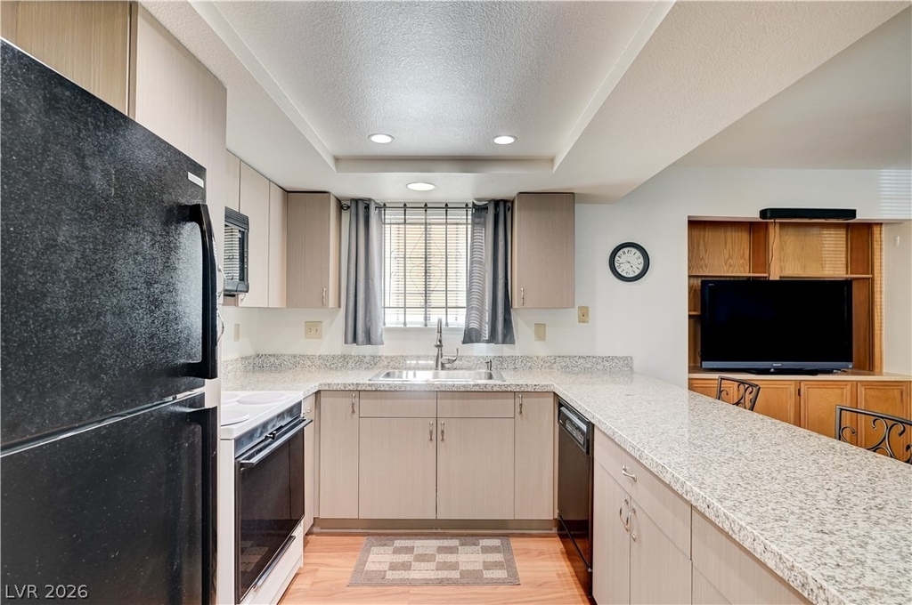 101 Luna Way - Photo 19