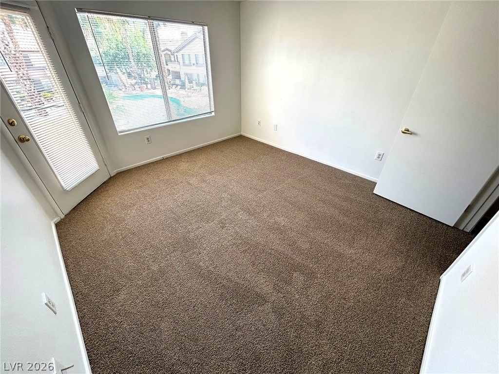 5710 E Tropicana Avenue - Photo 11