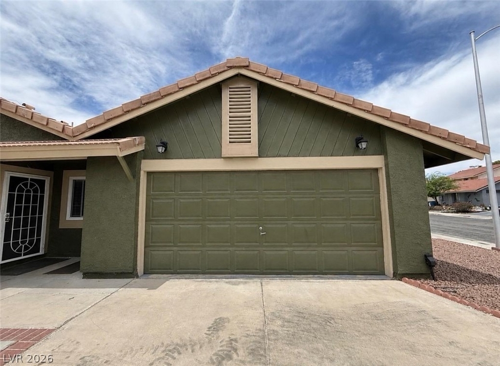 8913 Torcello Drive - Photo 0