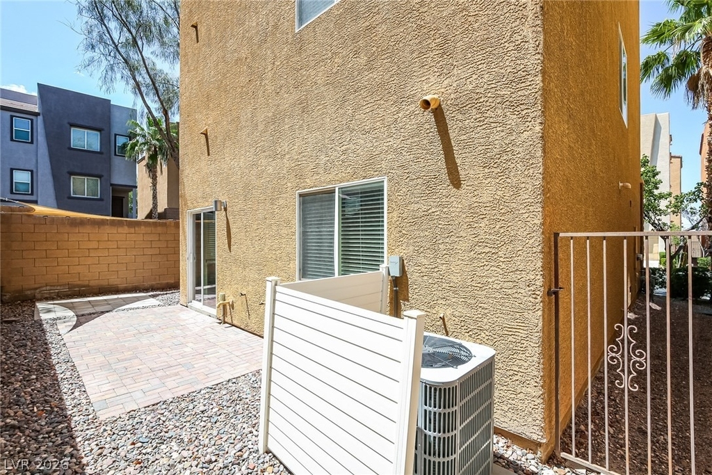 9389 Brigham Avenue - Photo 14