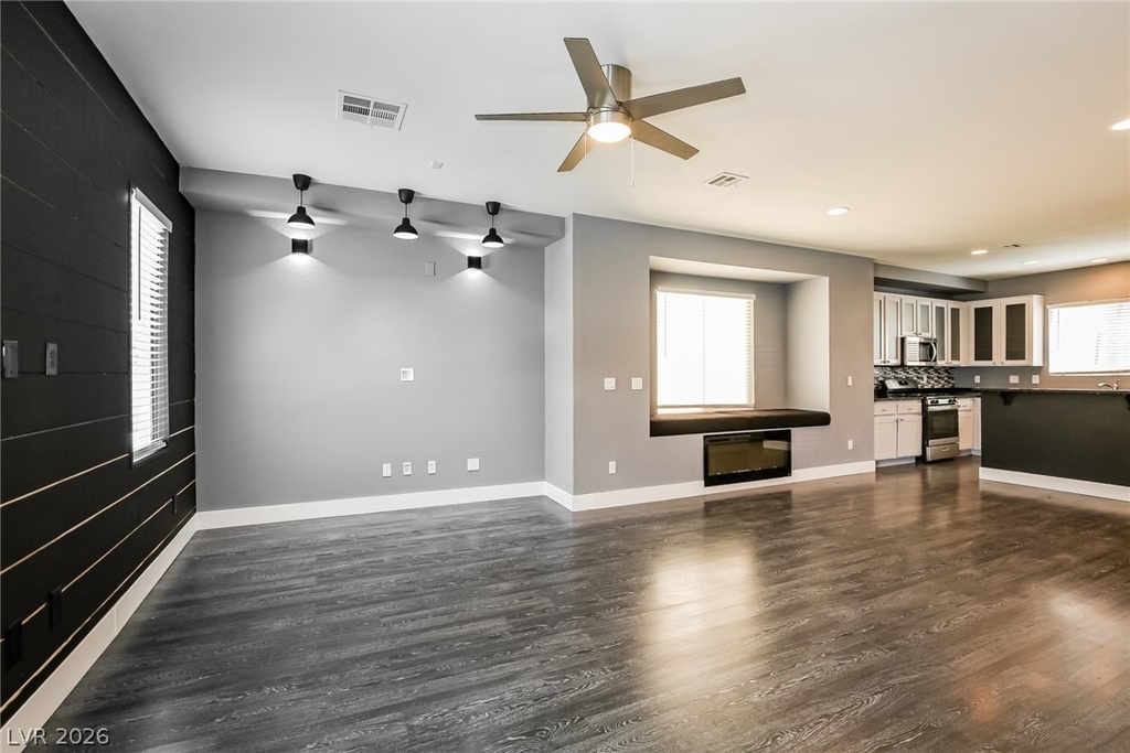 9389 Brigham Avenue - Photo 4