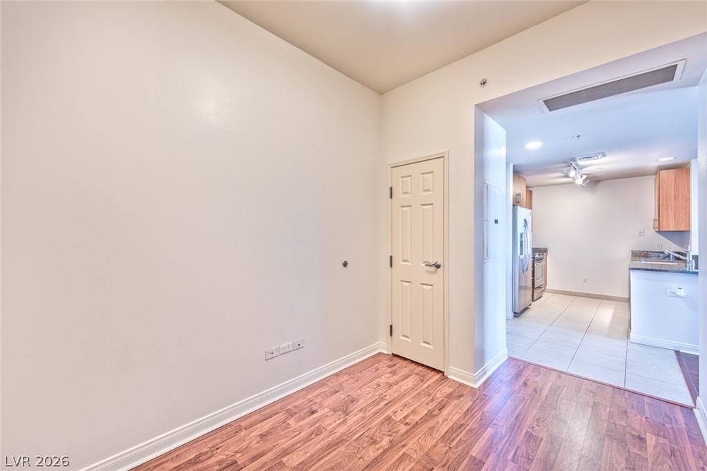 200 Sahara Avenue - Photo 6