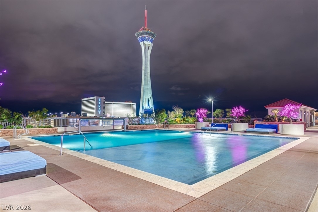 200 Sahara Avenue - Photo 19