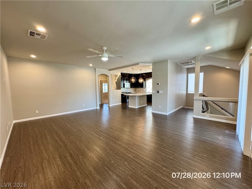 6049 Thistle Meadow Avenue - Photo 11
