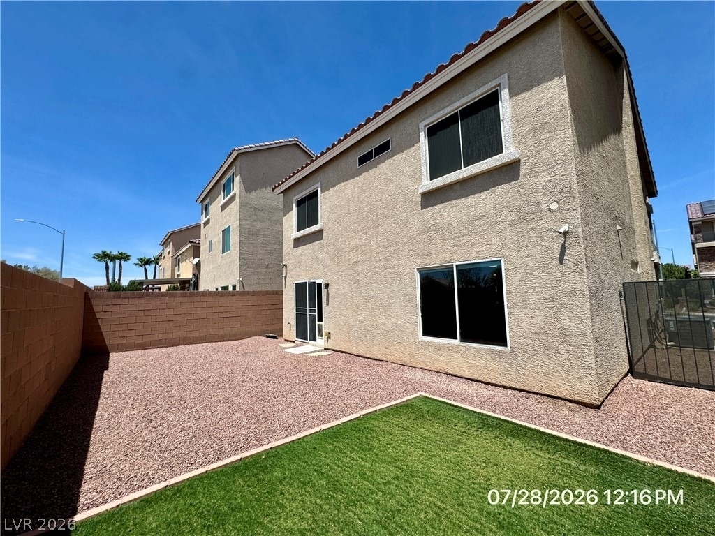 6049 Thistle Meadow Avenue - Photo 24