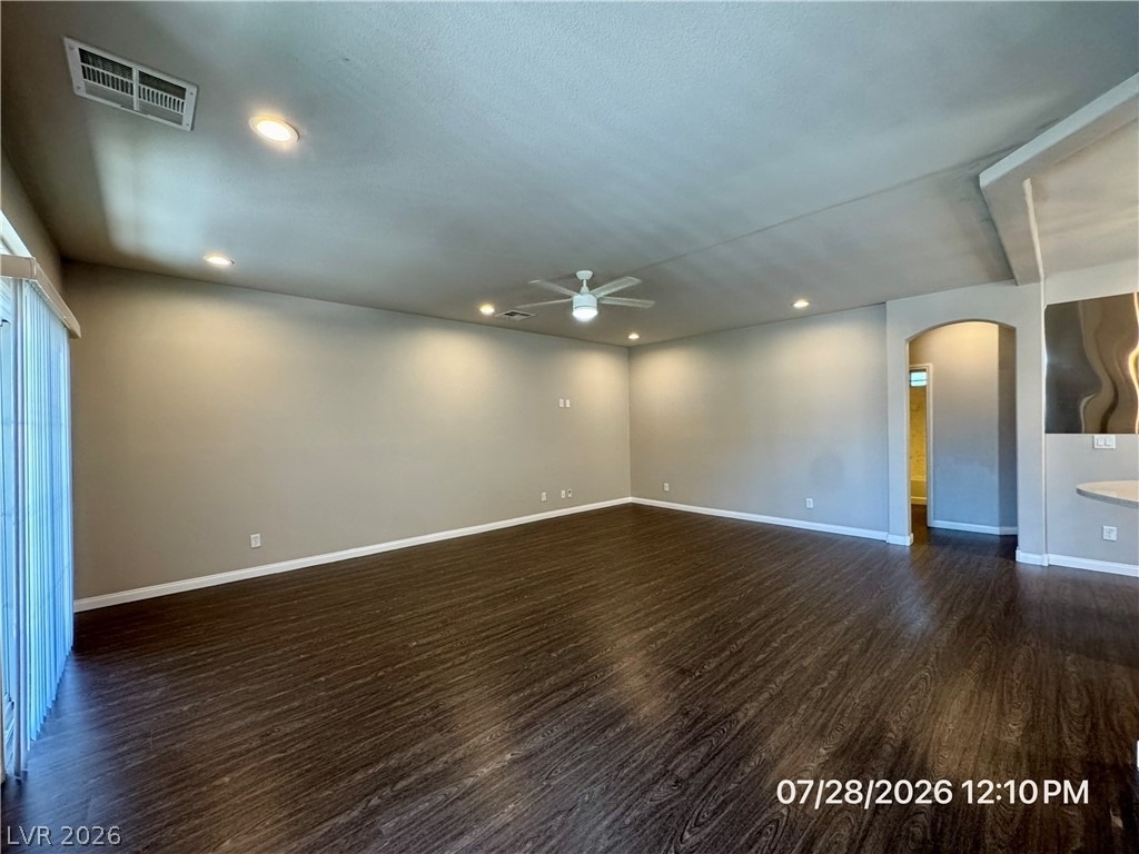 6049 Thistle Meadow Avenue - Photo 10
