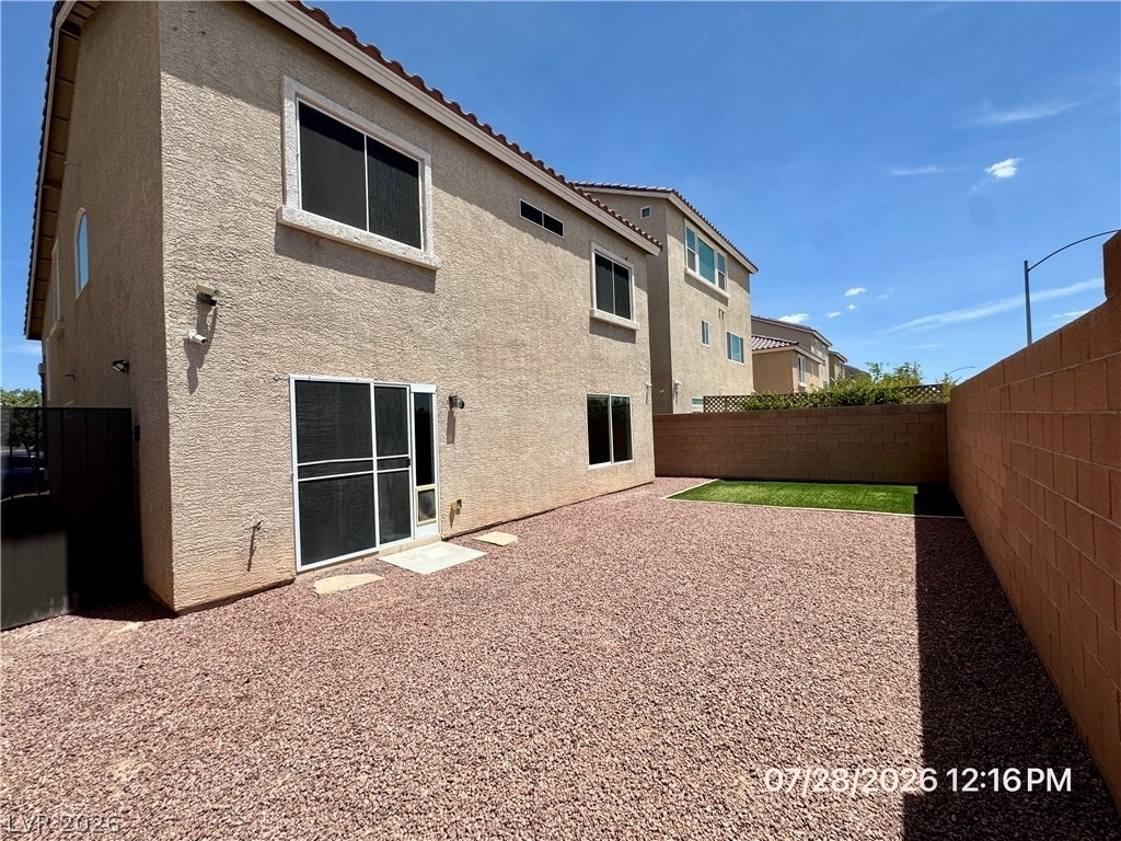 6049 Thistle Meadow Avenue - Photo 23