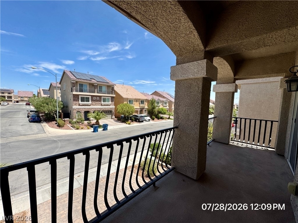 6049 Thistle Meadow Avenue - Photo 8