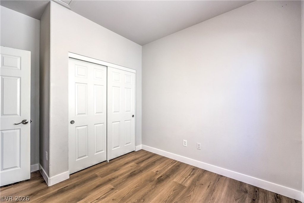 7236 Victoria Oak Court - Photo 10