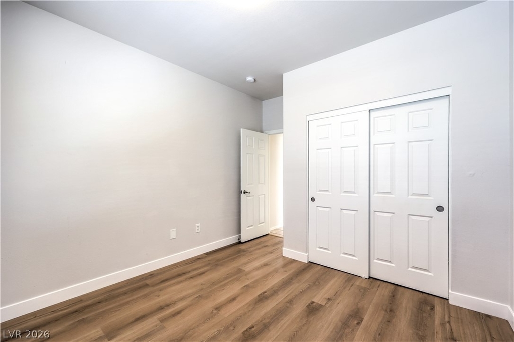 7236 Victoria Oak Court - Photo 11