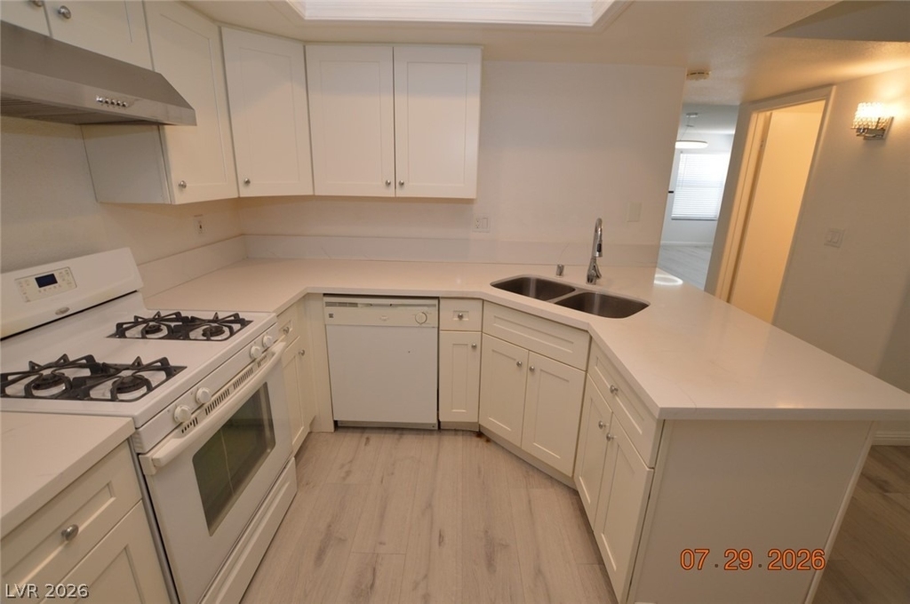 2836 Swallow Point Circle - Photo 6
