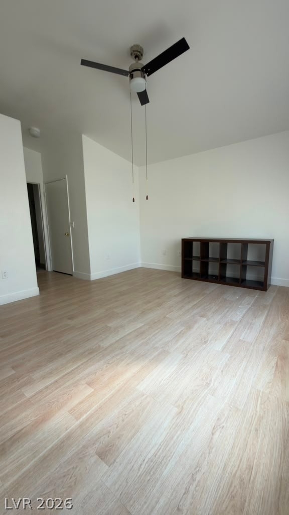 2050 N Los Feliz Street - Photo 18