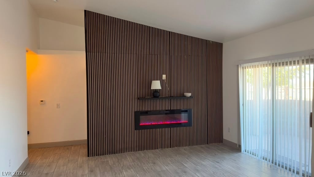 2050 N Los Feliz Street - Photo 3