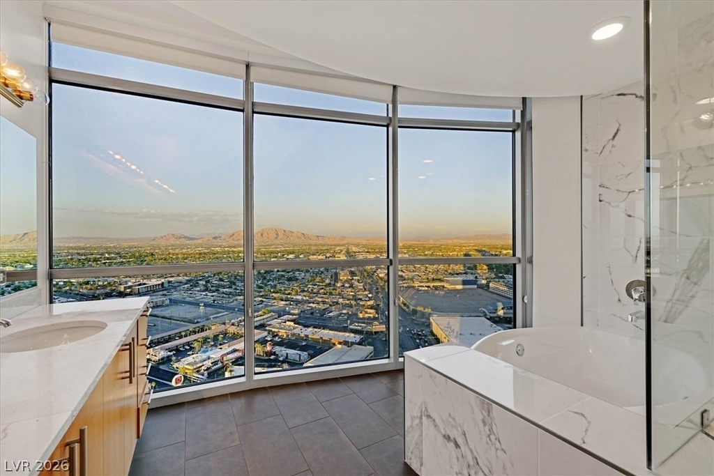 200 W Sahara Avenue - Photo 8