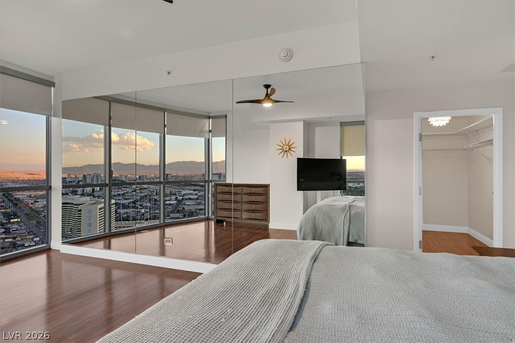 200 W Sahara Avenue - Photo 5