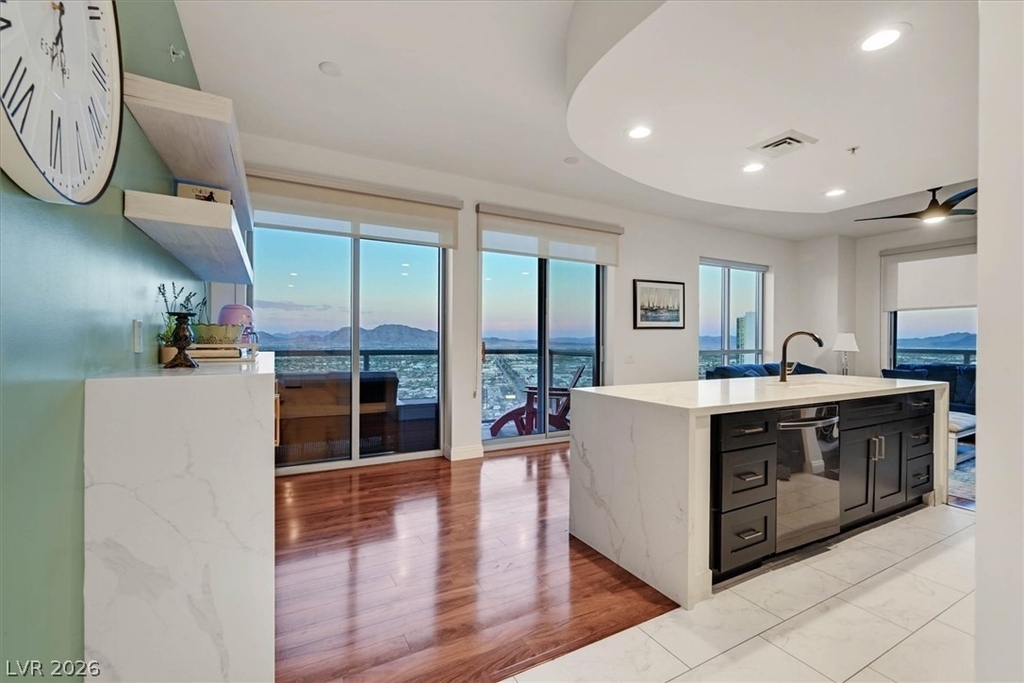 200 W Sahara Avenue - Photo 15