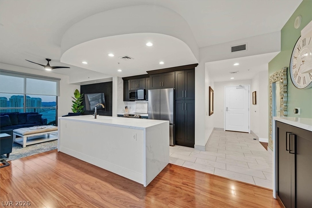 200 W Sahara Avenue - Photo 16