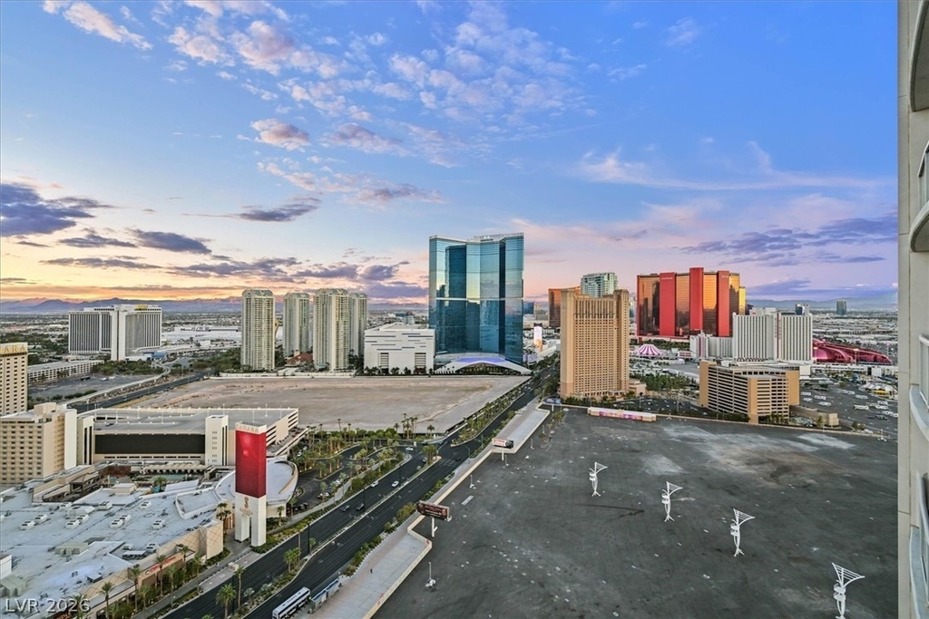 200 W Sahara Avenue - Photo 30