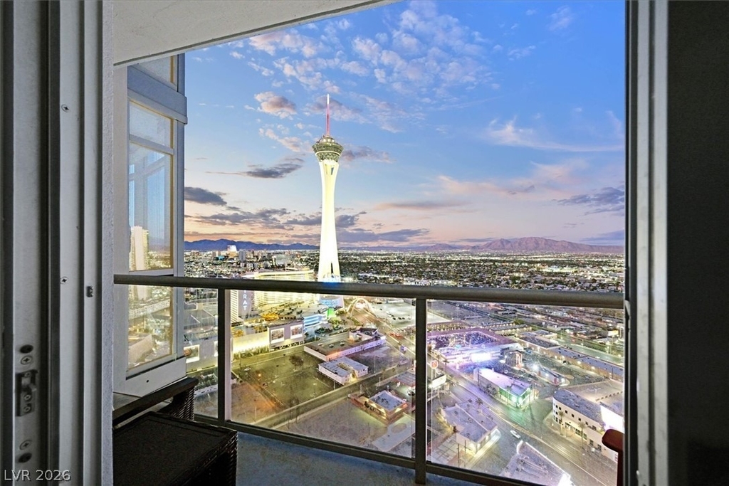 200 W Sahara Avenue - Photo 31