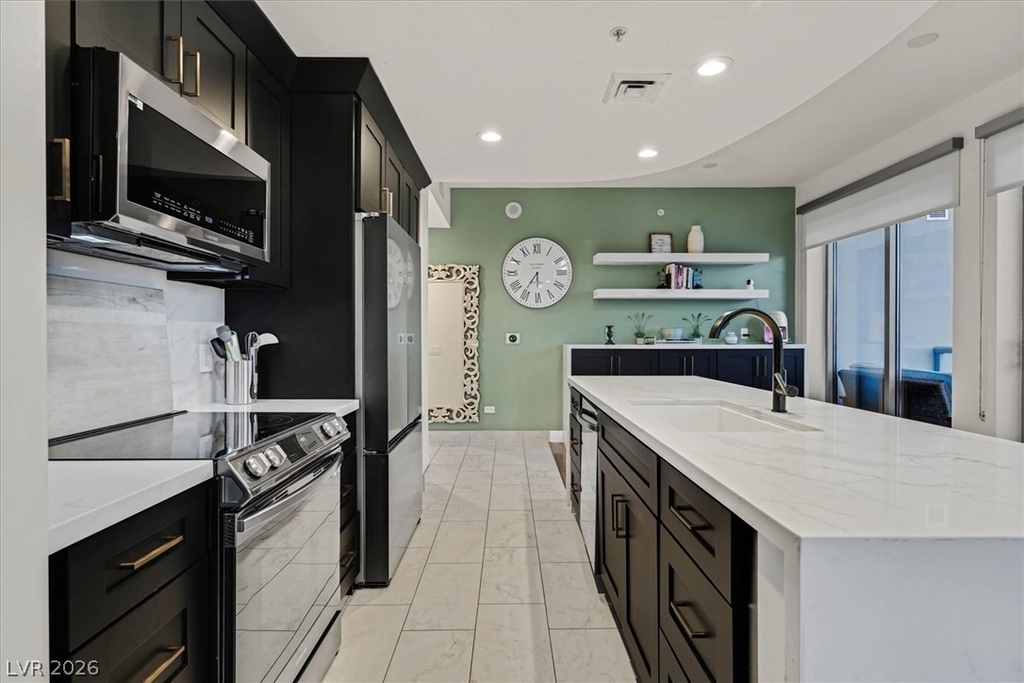 200 W Sahara Avenue - Photo 18